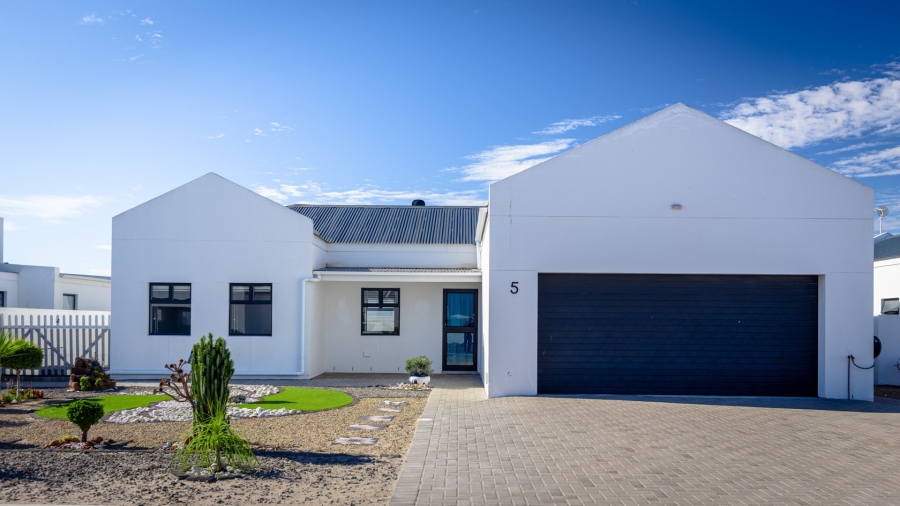 3 Bedroom Property for Sale in Laaiplek Western Cape